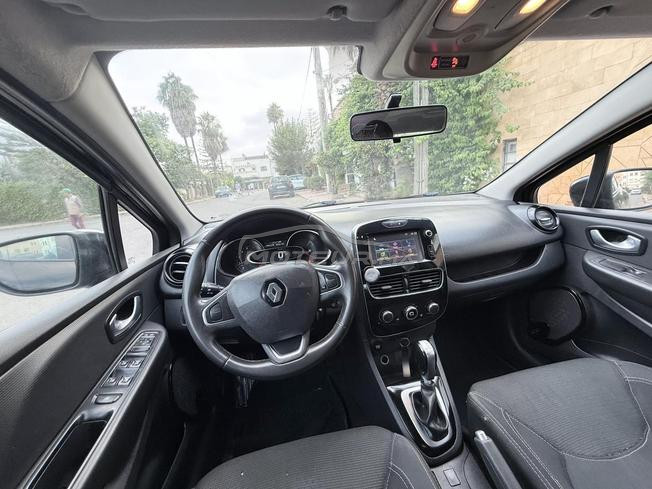 Renault CLIO 4 (Automatique)