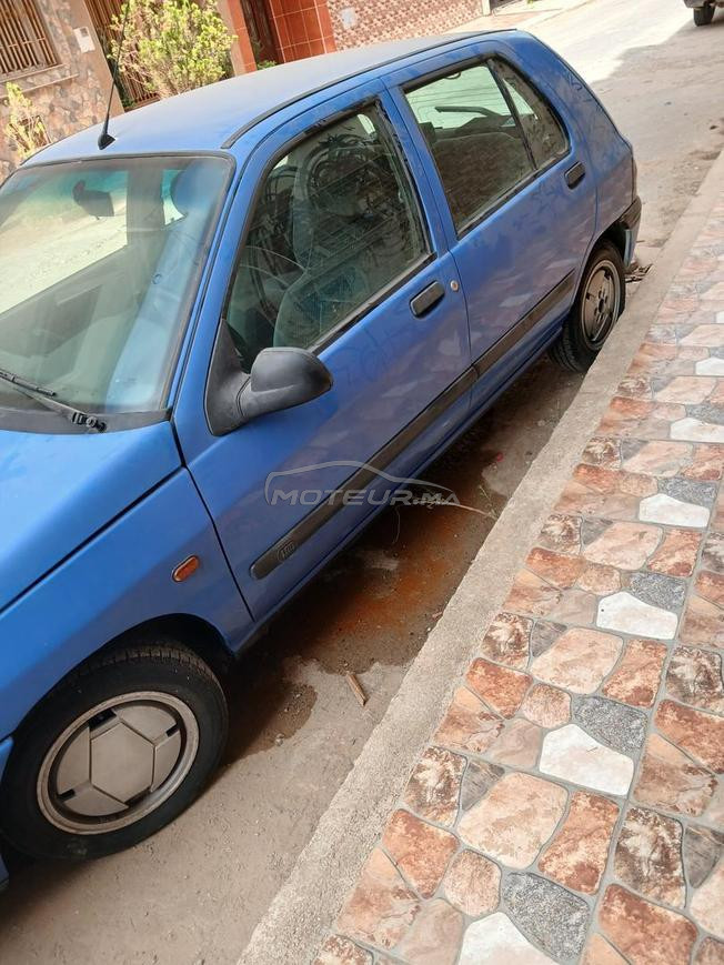 Renault Clio Essence Manuelle 1993 à Nador
