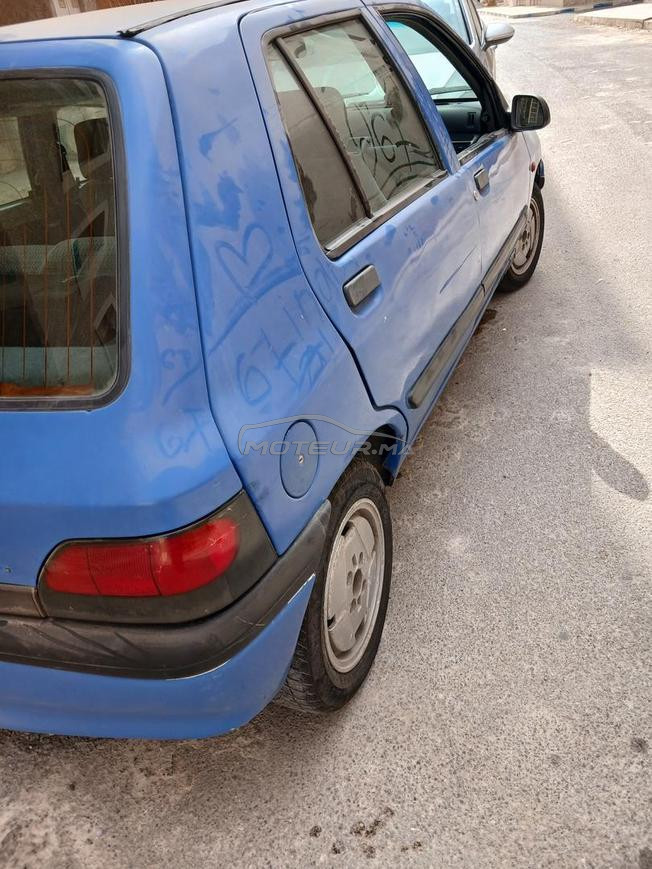 Renault Clio Essence Manuelle 1993 à Nador