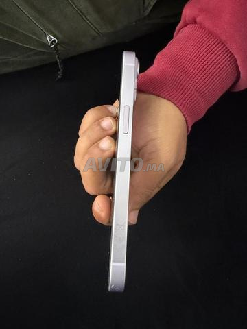 iPhone 14 normal avec boîte et chargeur original - 2