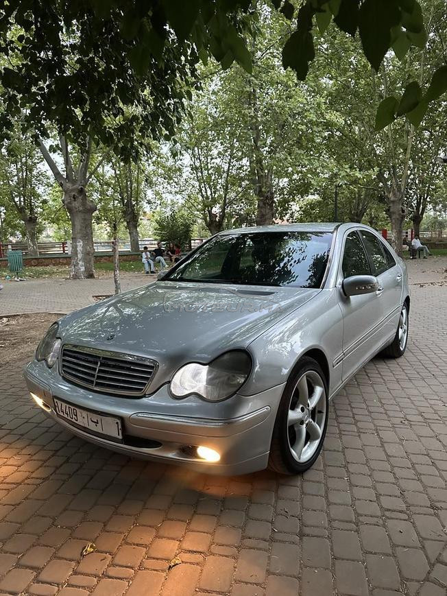 Mercedes C220