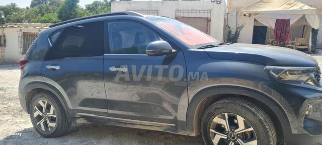 Kia Sonet Essence Automatique 2024 à Casablanca - 2
