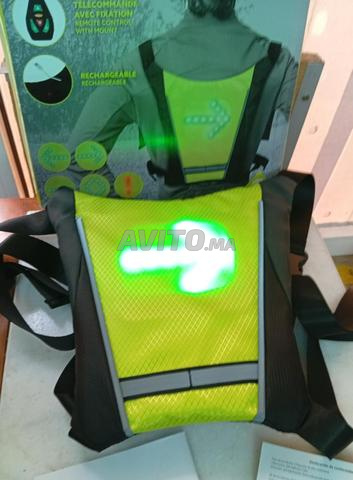 سترة LED وامضة للدراجة إشارة ذكية - 2