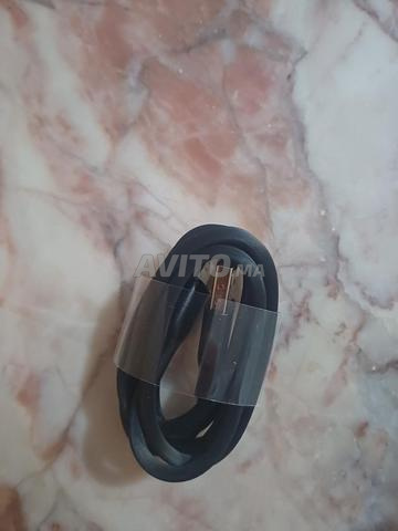 كابل آيفون بحالة ممتازة من Oraimo - 2