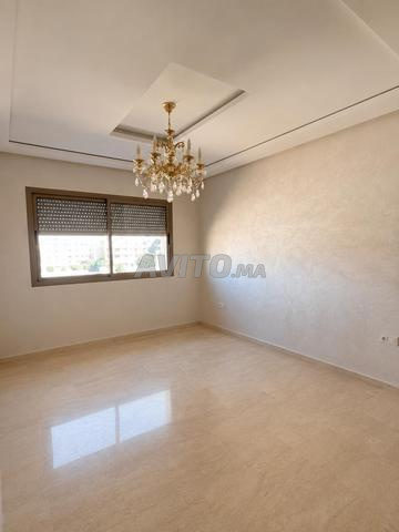 Appartement à louer 88 m² à Casablanca - 2