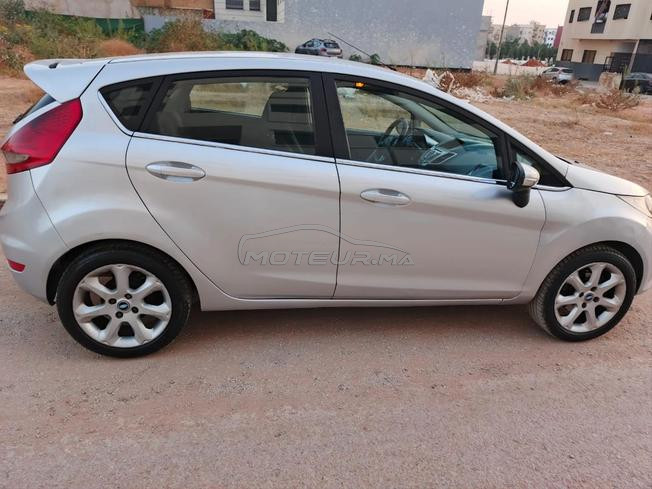 Ford Fiesta Titanium 2010 – Très bon état