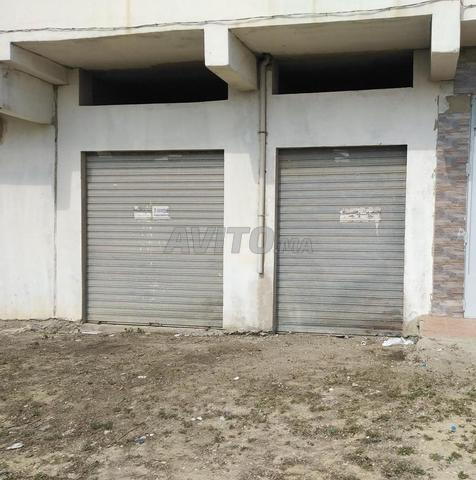 عاجل: محل تجاري محفظ ببابين للبيع في طنجة
