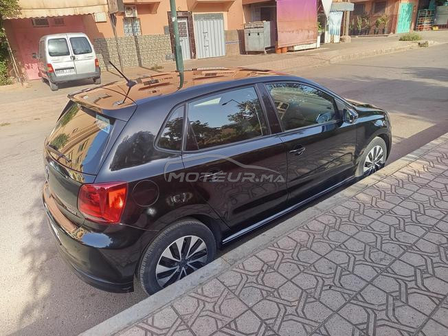 Volkswagen Polo bleu motion a 