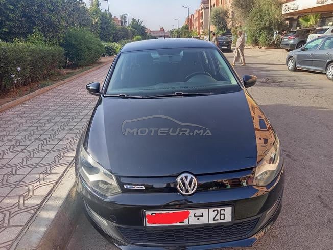 Volkswagen Polo bleu motion a 