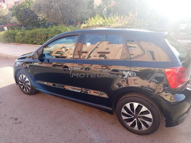 Volkswagen Polo bleu motion a 
