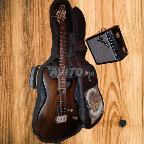 Guitare authentique Ibanez GSA60 / Ampli Fender