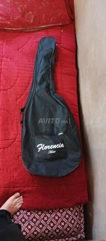 جيتار كهربائي إصدار محدود Stratocaster HSS - 2