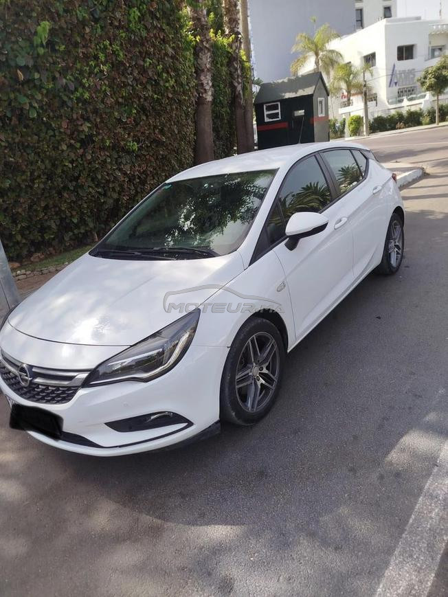 Opel Astra Diesel Manuelle 2020 à Casablanca