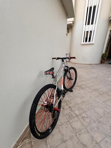 دراجة هوائية جبلية حمراء VTT - 2