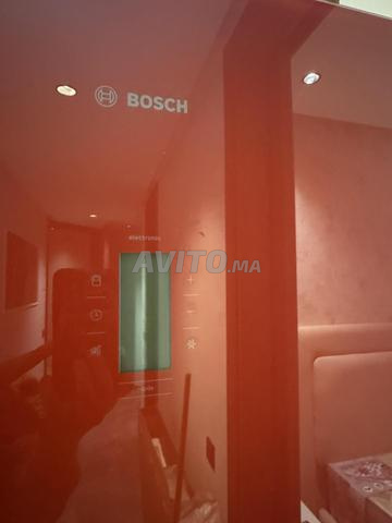 Réfrigérateur Bosch très bon état 1,8 x0,6 m - 2