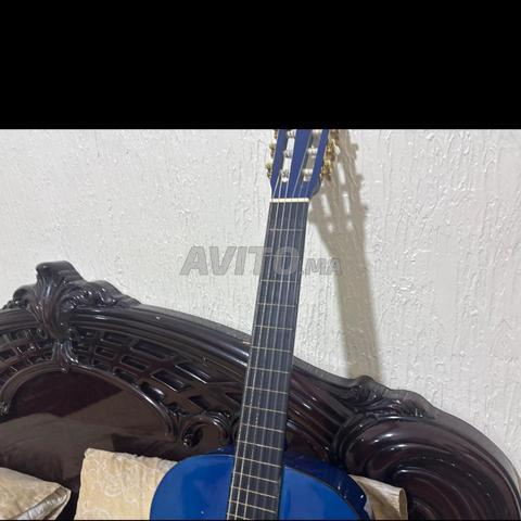 Instrument de musique guitare - 2