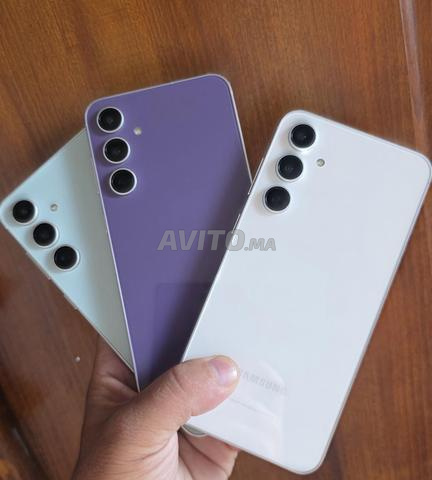 سامسونج S23 FE 5G 256 جيجا بحالة ممتازة