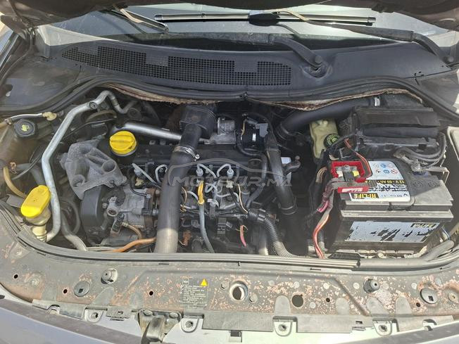 renault megane 2 casquette