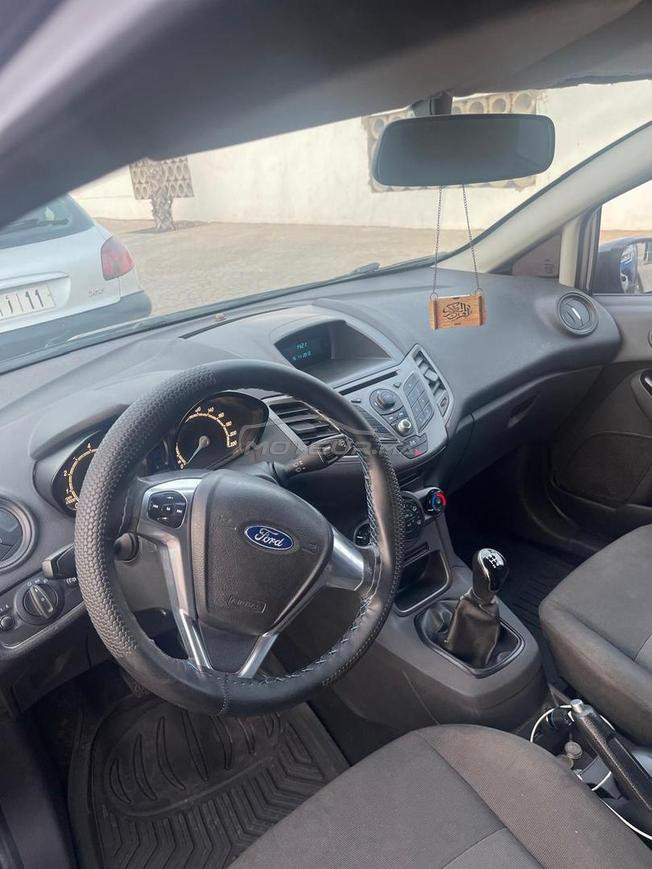 Ford Fiesta essence modèle 2015