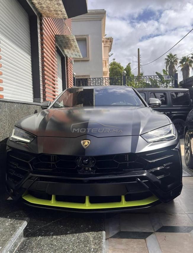 Lamborghini URUS  2024