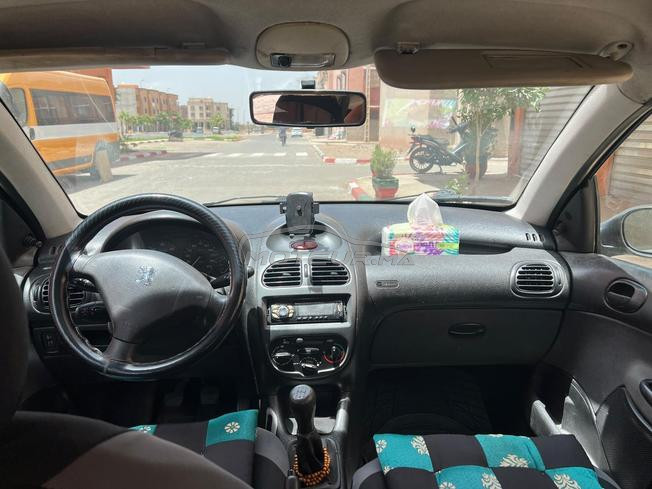 voiture en très bon état 