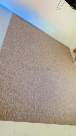 Tapis moquette en bon état - 2