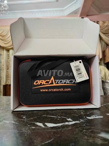 Torche de Plongée Pro OrcaTorch D710 (3000 Lumens)