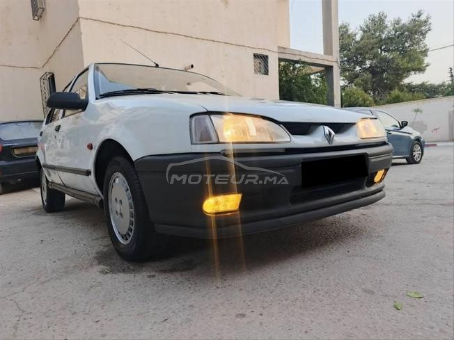 Renault R19 Diesel Manuelle 1995 à Saada
