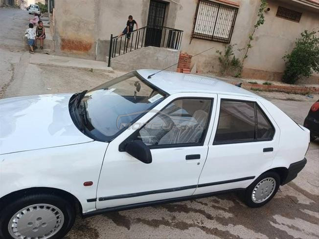 Renault R19 Diesel Manuelle 1995 à Saada