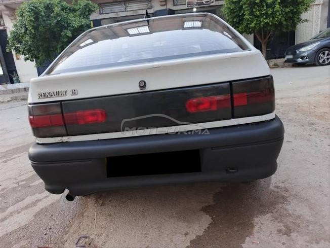 Renault R19 Diesel Manuelle 1995 à Saada