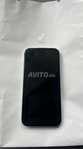 iPhone 15 normal 128gb 89 bon état - 2