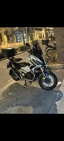 هوندا X-ADV 750 2024 – كاملة المواصفات – حالة جديدة