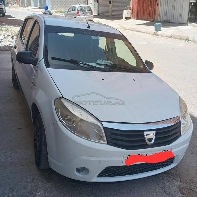 Sandero en bon etat à vendre