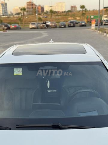 BMW série 7 745e hybride vignette gratuite
