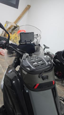 Bonjour, je mets en vente ma moto BMW GS 1300 - 2