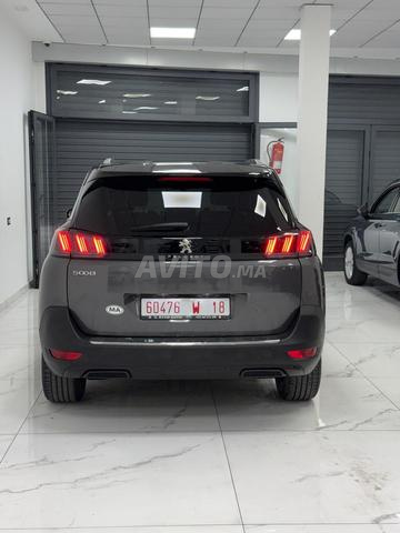 Peugeot 5008 GT 2.0L 7 places