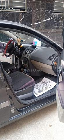 Renault Megane Diesel Manuelle 2006 à Larache - 2