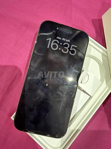 iPhone 16 Pro Silver 128Go État de batterie 90% - 2