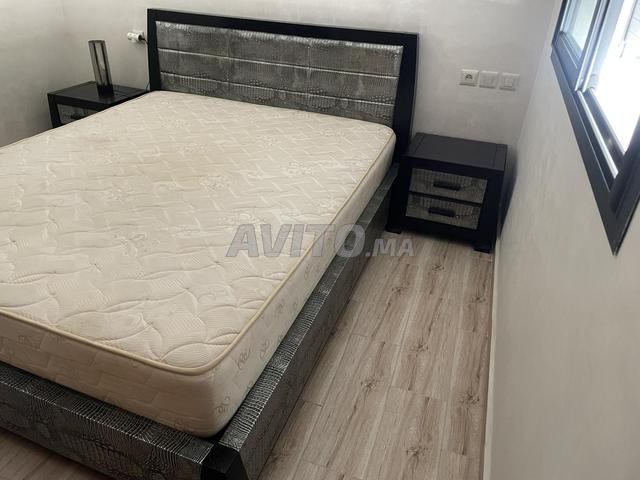 Chambre à coucher avec matelas - 2