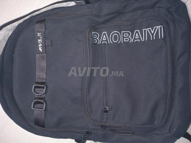 حقيبة ظهر شبه جديدة
