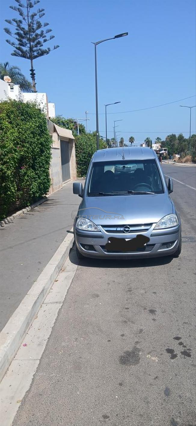 سيارة جيدة جدا كوليمتراج حقيقي 54000km