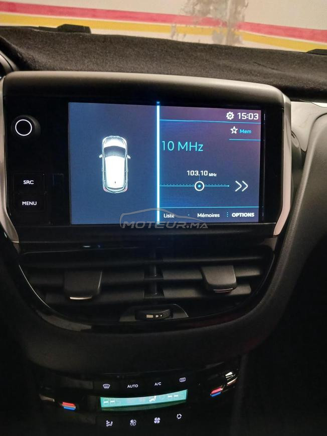 Peugeot 208 Diesel Manuelle 2018 à Temara