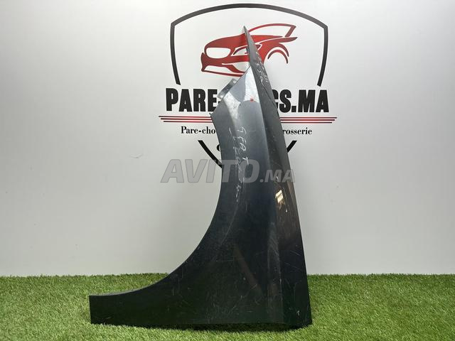أجنحة أمامية يسار سيات أتيكا 2017-2020