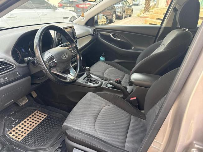 Hyundai i30 Diesel Automatique 2020 à Temara