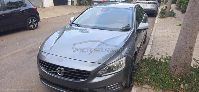 Volvo S60 D2 Diesel Automatique 2018 à Dar Bouazza