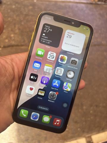 iPhone XR 128Go - 2