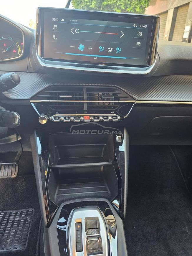 Location Peugeot 208 Hybrid Automatique EPC DRIVE 