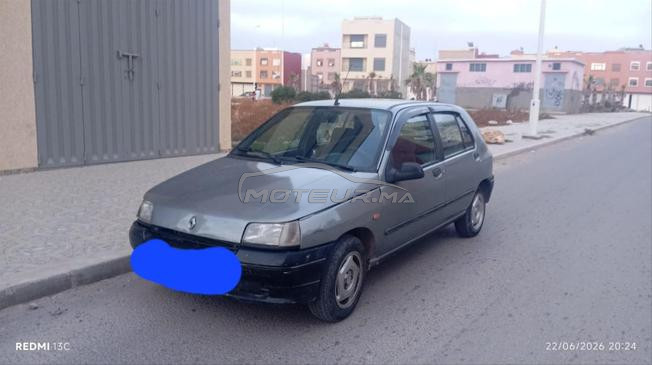 سيارة للبيع 