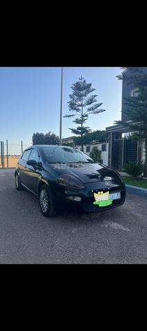 Fiat Punto Essence Manuelle 2015 à Berrechid - 2