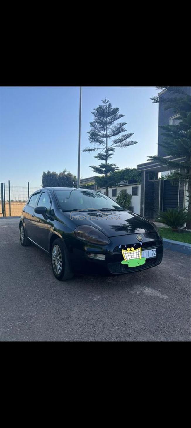Fiat Punto Essence Manuelle 2015 à Berrechid
